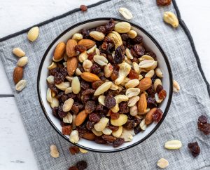 How to make your own trail mix